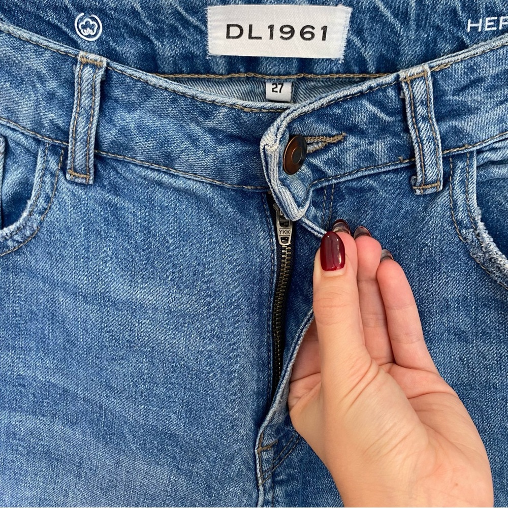 DL1961 Hepburn High Rise Wide Leg Jeans in Slate - Picture 4 of 12
